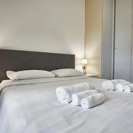 Moderno Trilocale Moscova Brera Appartamento Milano