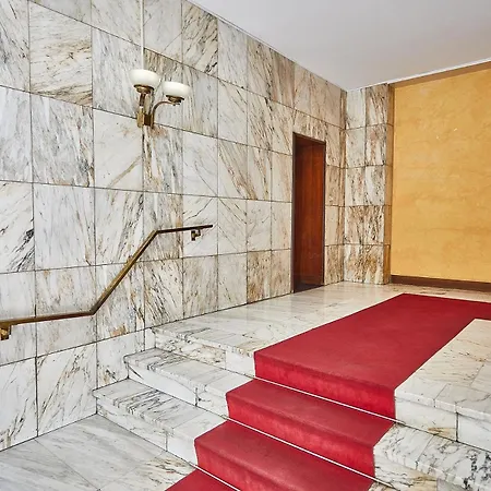 Appartamento Moderno Trilocale Moscova Brera Milano